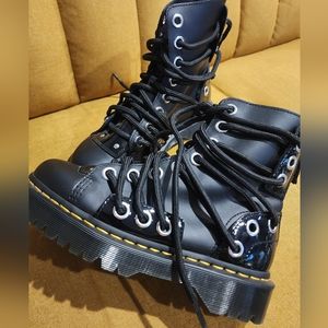 Rare Dr. Martens Daria Bex Leather Boots new without tags never worn